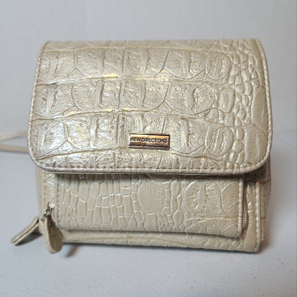 New Directions Beige Croc-Embossed Women's Crossbody Organizer Purse